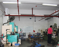 新宇發(fā)模具加工車間